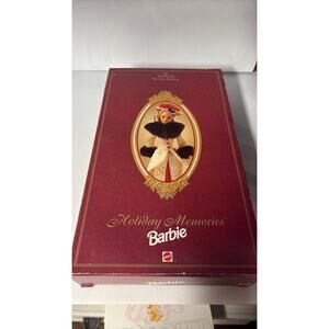Holiday Memories Barbie Doll Hallmark Special Edition 1995 Mattel 14106